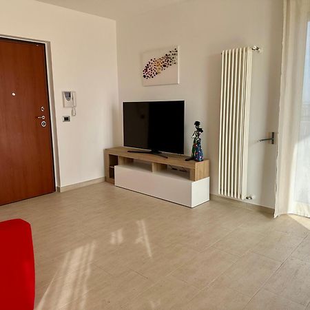 Attico Al Sovrano - Nel Cuore Della Puglia! トゥーリ エクステリア 写真
