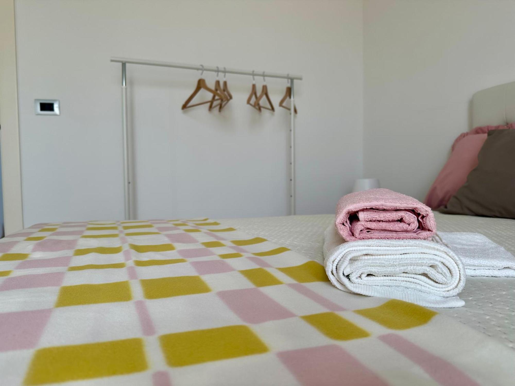 Attico Al Sovrano - Nel Cuore Della Puglia! トゥーリ エクステリア 写真